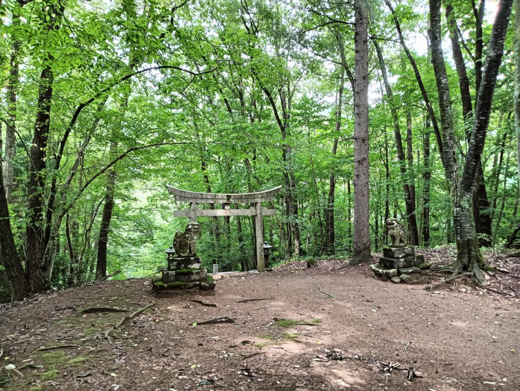 養父市の神社の風景